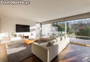 Moradia T4 Com Piscina Em Tenões, Braga
