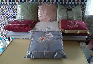Oito almofadas para decoração novas com fecho ecle