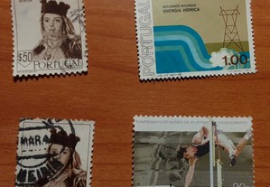 Conjunto de vários selos de Portugal
