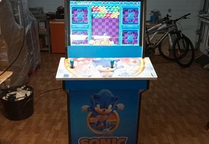 Maquina arcade Sonic