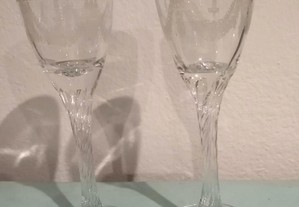 Copos de pé alto em cristal, para vinho do Porto