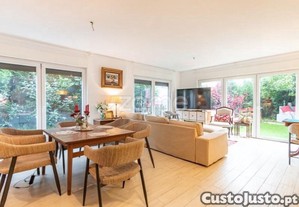 Moradia T4 De Charme Com Jardim E Piscina Na...