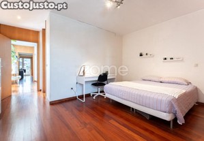Moradia T4 Com Terraço No Centro Da Maia