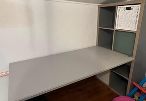 Mesa secretaria com blocos IKEA