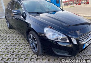 Volvo V60 d2