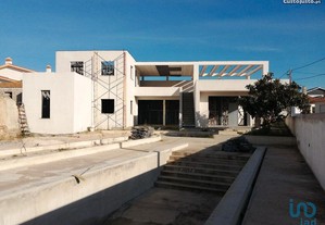 Casa / Villa T4 em Leiria de 250,00 m²