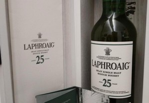 Whisky Laphoaig 25