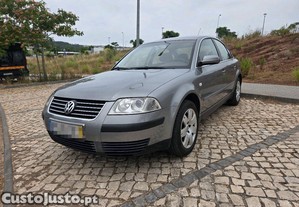 VW Passat 1.6 Confortline GPL - 02
