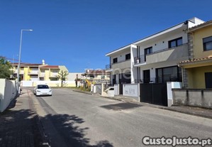 Moradia T3 Nova Em Panóias (Braga)