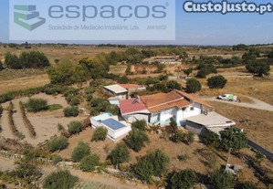 Quintinha Com Construção