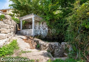 Quintinha Com Casa Em Pedra E Terreno Com 1.200...