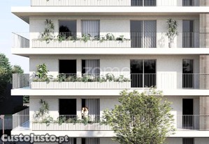 Apartamento T1 Com Garagem E Varanda Em S. Vicente