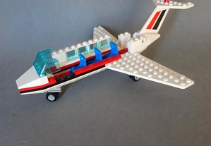 Antigo avião Lego