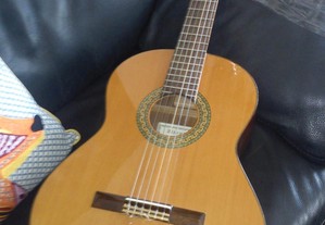 guitarra clássica Alhambra 3c