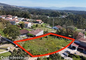 Terreno Com 2000M², Cenário Ideal Para A Casa...