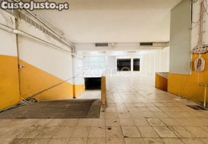Armazém Em Paranhos