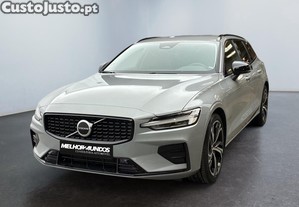 Volvo V60 2.0 B4 Plus Style Dark DCT - 24