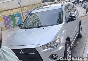 Mitsubishi Outlander 2.2 DI-D - 12