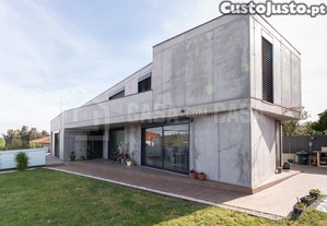 Moradia Isolada V3+1 Moure Carvalhal