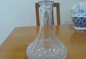 Garrafa/licoreira antiga em vidro