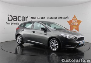 Ford Focus 1.5 TDCI TREND + - 16