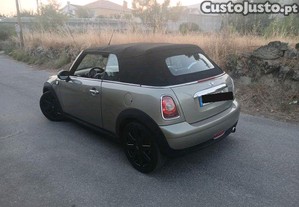 MINI Cabrio R57 - 10