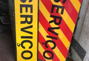 Chapas sinalização serviço camião obras