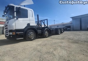 Camio 4 eixos com cama toda pneumtica eixo traseiro direcional