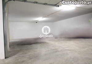 [265-A-01778] Garagem Fechada em Barcelos