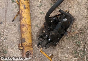 Cilindro hidrulico + bomba + distribuidor