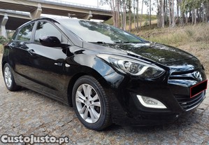 Hyundai i30 1.6 CRDI BLUE COMFORT J16 - NACIONAL 