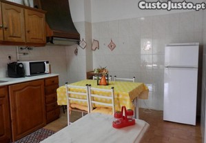 Quarto para rapariga Castelo Branco