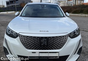 Peugeot e-2008 Allure - 20