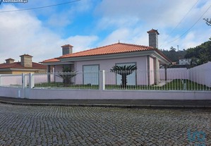 Casa / Villa T3 em Porto de 238,00 m²