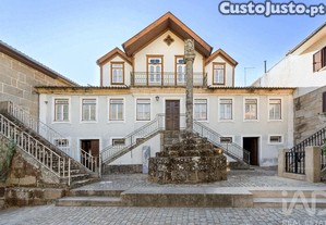 Quinta T8 em São Martinho de Mouros de 558 m²