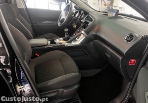 Peugeot 3008 1.6 HDI active - 14