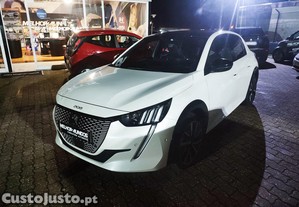 Peugeot 208 50 kWh GT Pack - 21