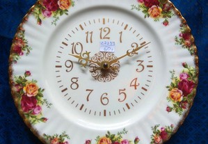 Relógio Prato Royal Albert Old Country Roses