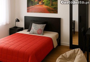 Quarto individual para estudante junto  Universidade de Aveiro