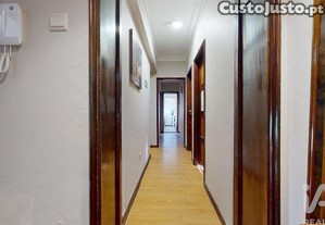 Apartamento T6 em Paranhos de 105 m²