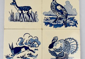 Conjunto de 4 azulejos com desenhos pintados à Mão, da fábrica Aleluia n3 