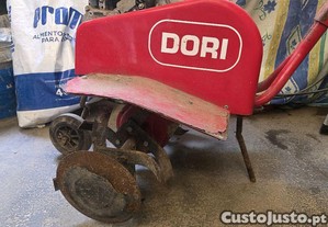 Moto enchada