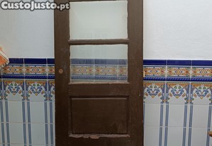 porta de madeira antiga