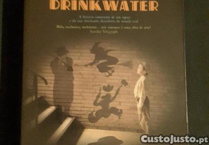 Trevor Fergusson - A Vida Aventurosa de Sparrow Drinkwater