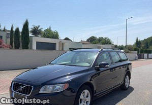 Volvo V70 2.0 D3 Momentum (Nacional) - 08