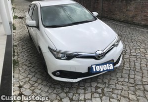 Toyota Auris Confort + pack - 16