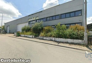 Loja / Estabelecimento Comercial em Constantim e Vale de Nogueiras de 2700,00 m²