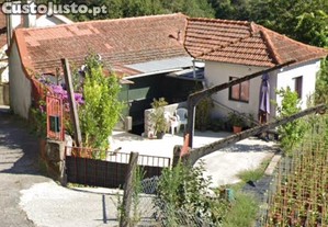 Moradia T4 em Quinchães, €155.000