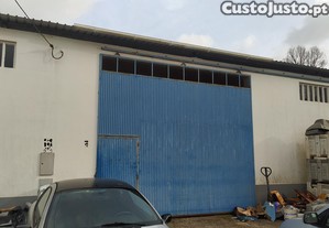 Armazm com escritrio