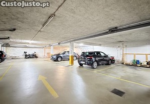 Apartamento T2 Com Lugar De Garagem Em Vila...